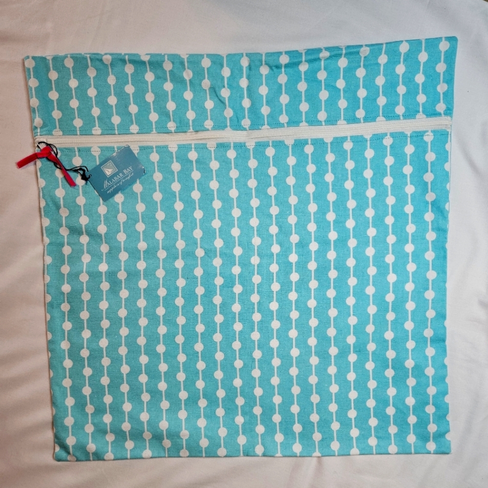 Malabar Bay Zipper Pillow Case Turquoise and white dots